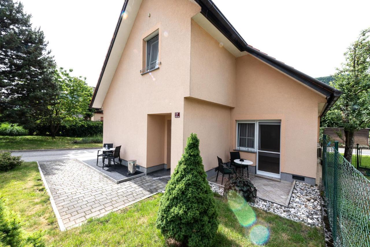 Apartmaji In Sobe Ramar Hotel Straza Exterior photo